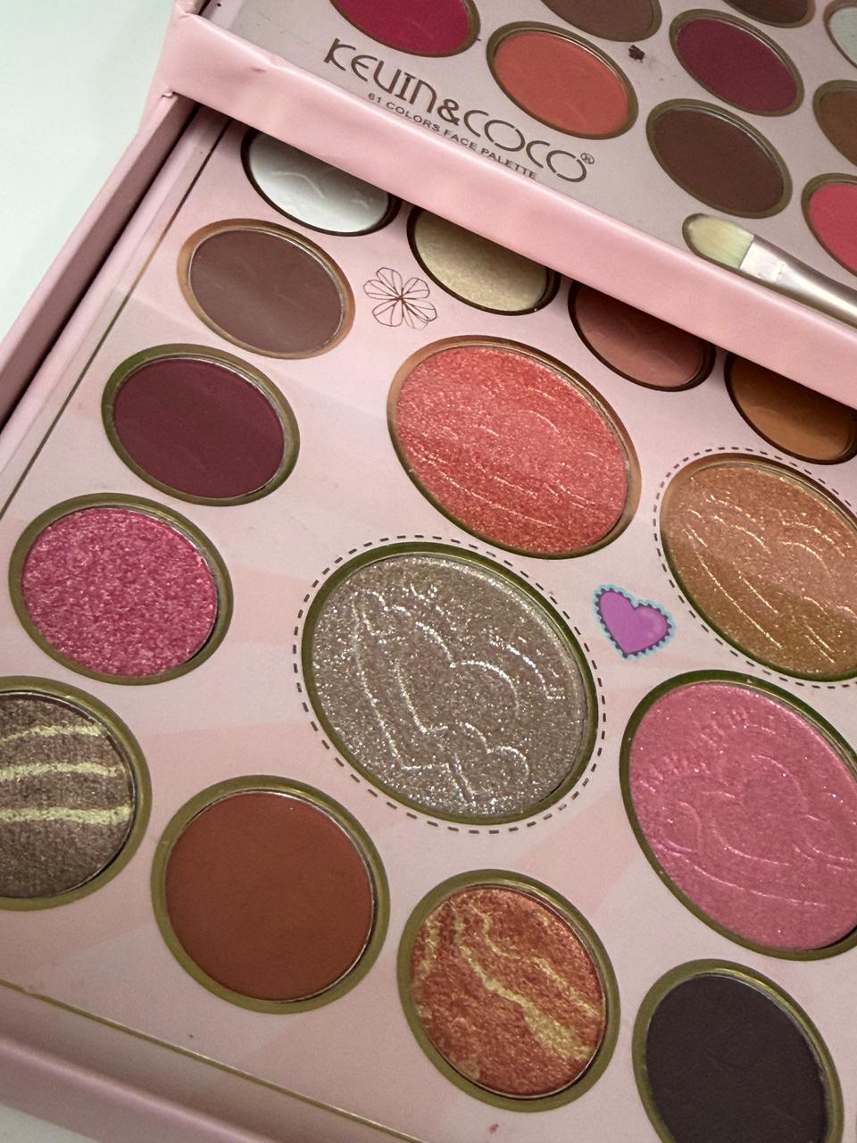 KEVIN & COCO 61 Colors Face Eyeshadow Palette