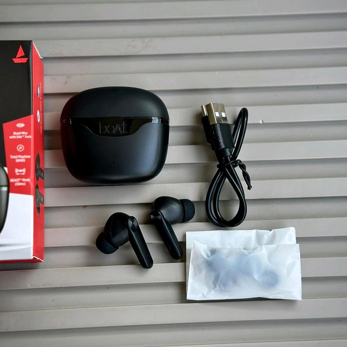 boAt Airdopes 207 TWS Earbuds with 50 hrs Playtime