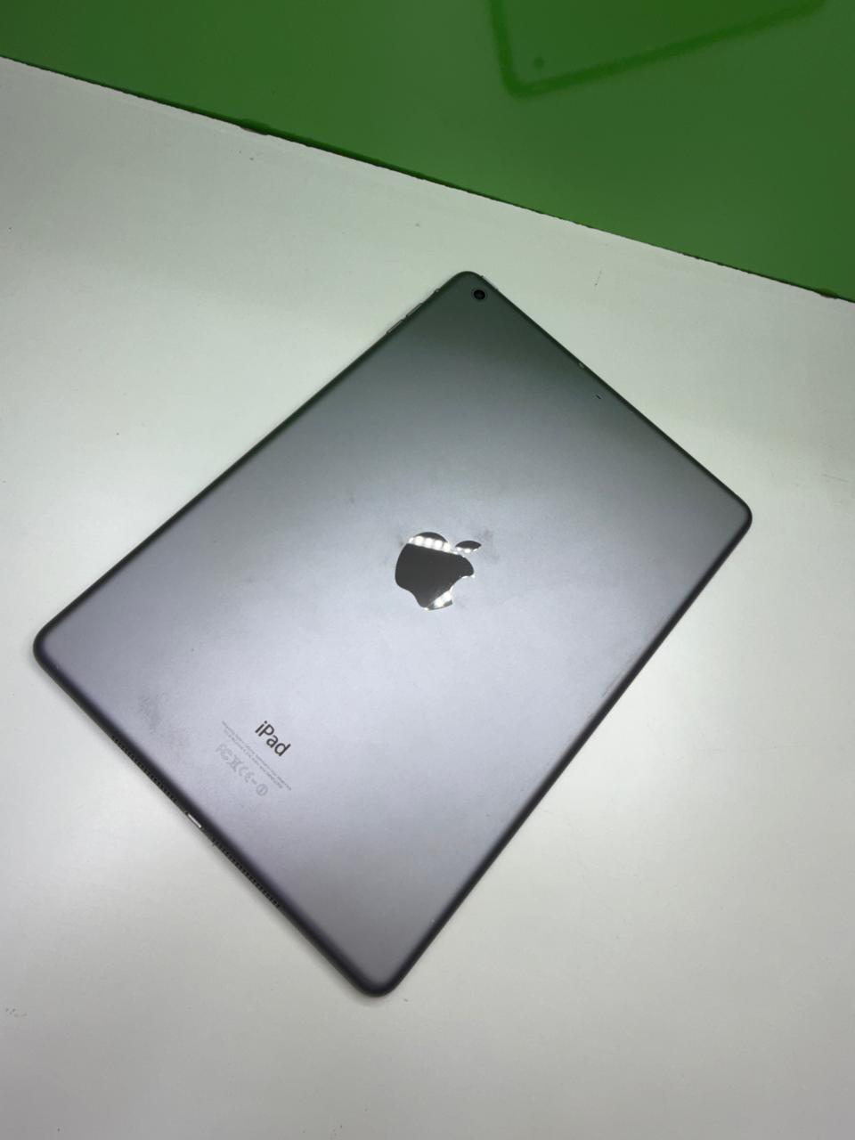 Renewed - iPad Air (1st Gen) 9.7 Inch